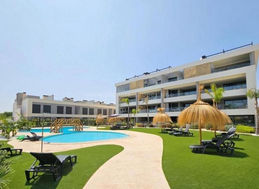 Apartment / flat in Santa Rosalia Lake and Life Resort