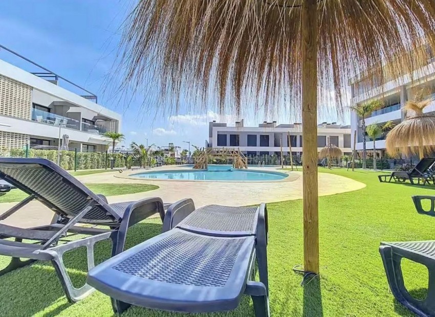 Apartment / flat in Santa Rosalia Lake and Life Resort