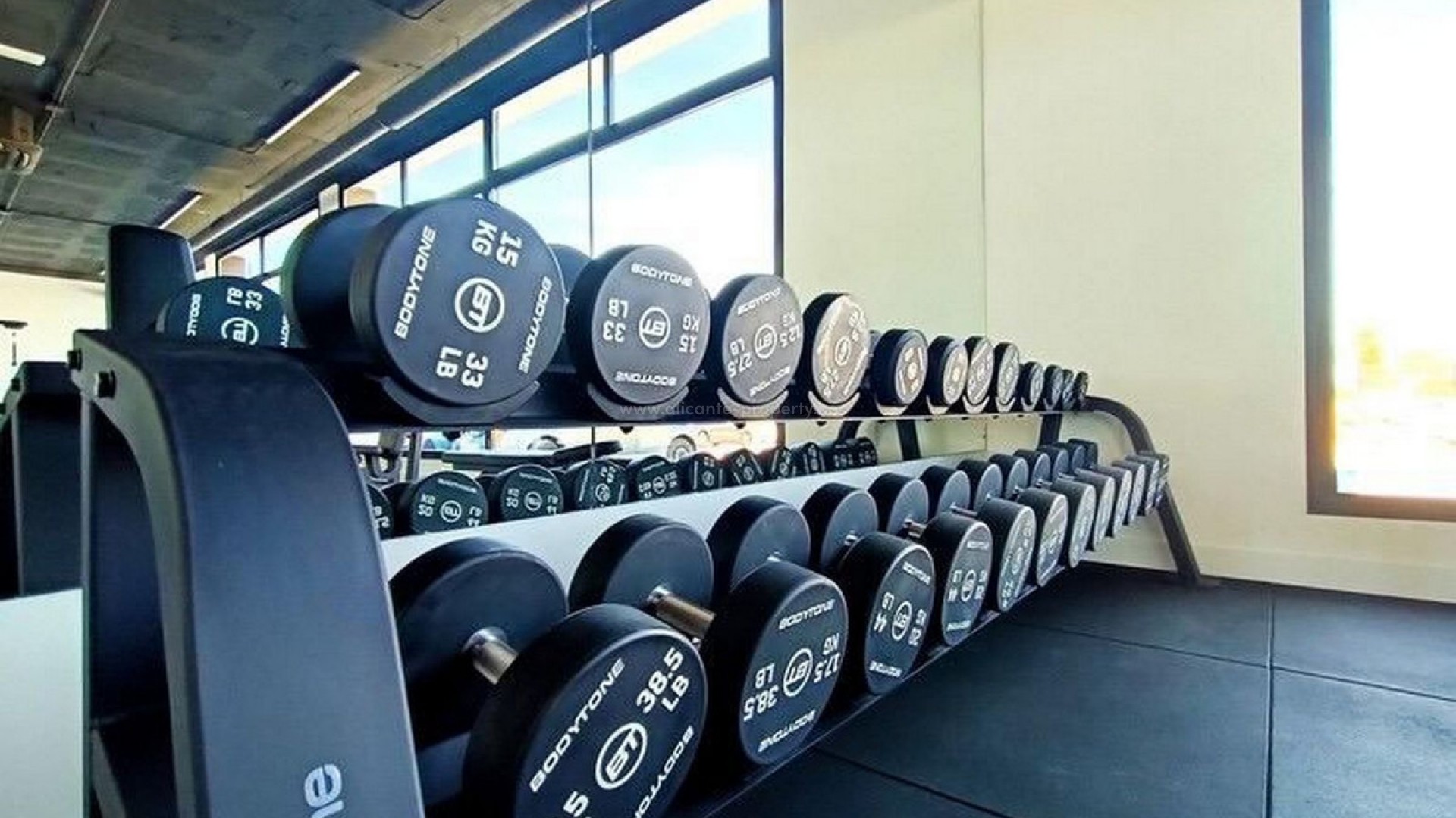 Apartment / flat in Santa Rosalia Lake and Life Resort