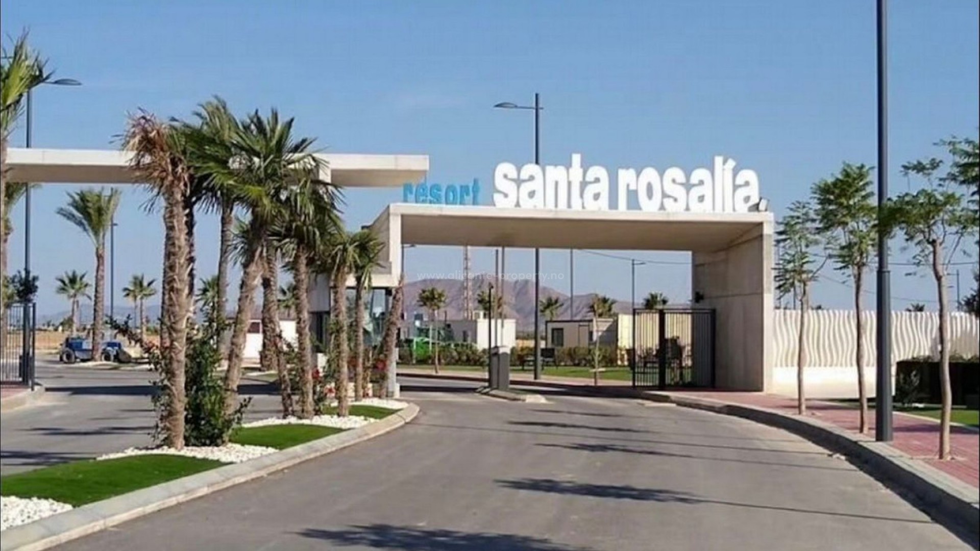 Apartment / flat in Santa Rosalia Lake and Life Resort