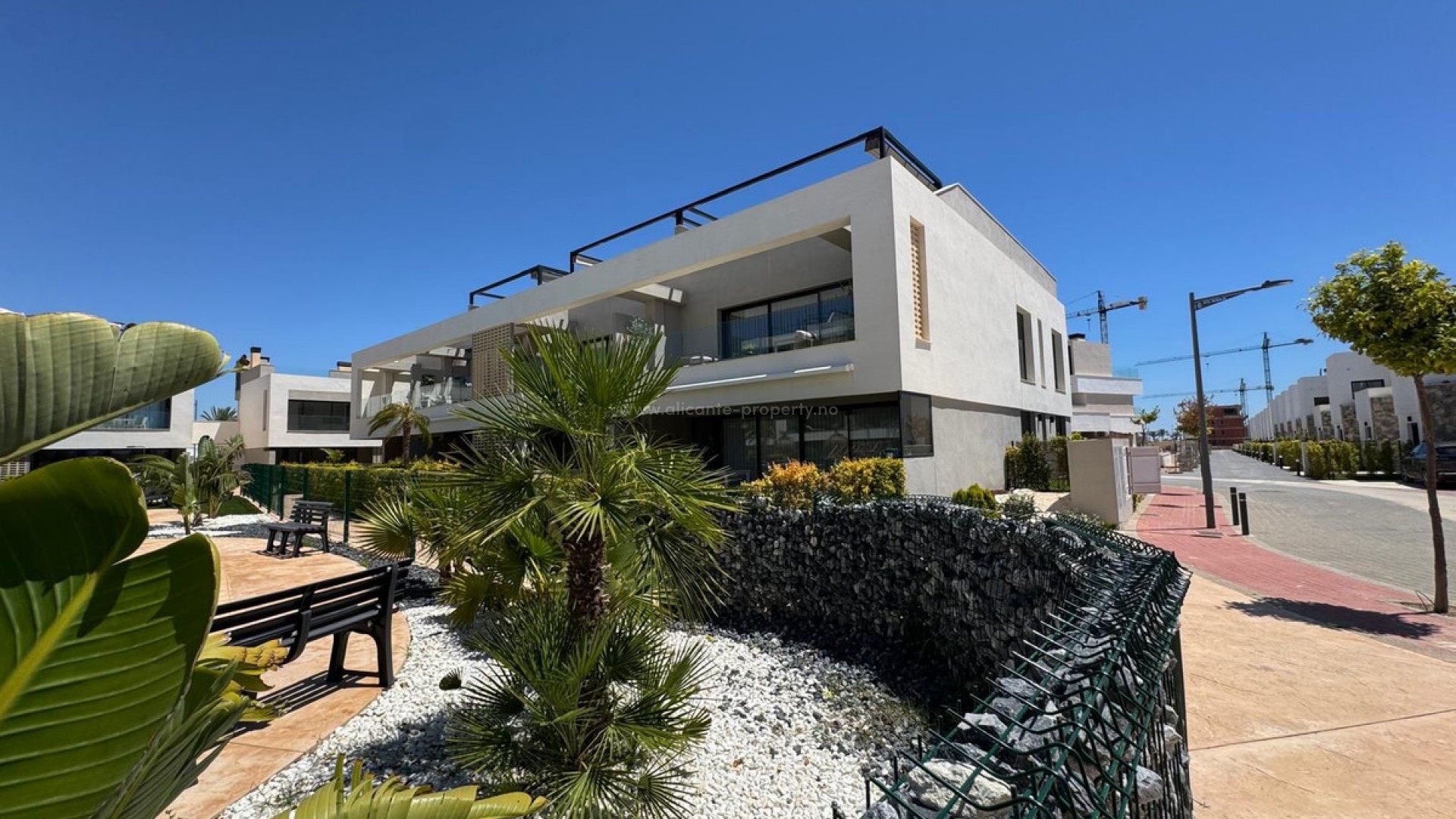 Apartment / flat in Santa Rosalia Lake and Life Resort