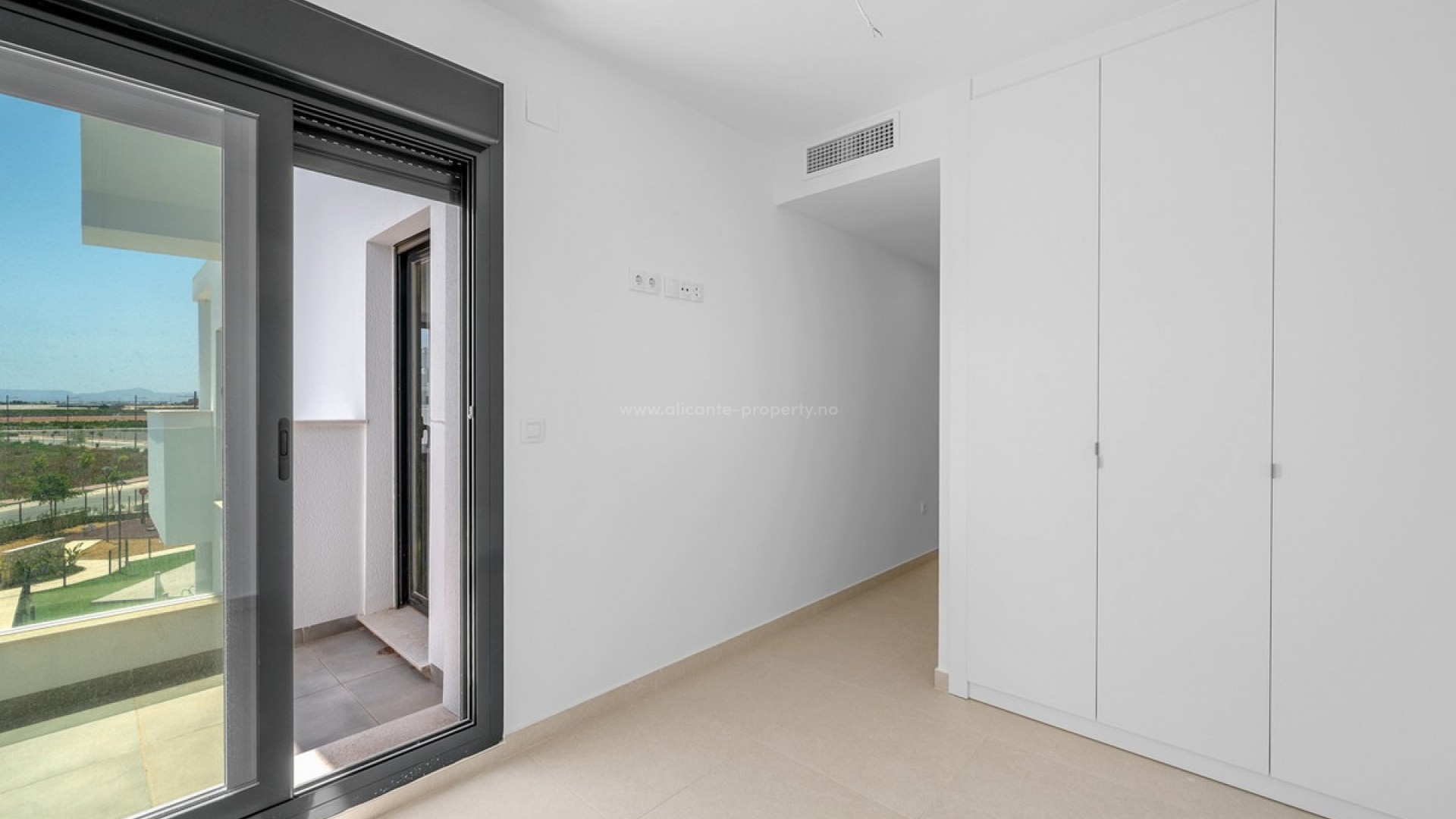 Apartment / flat in Santa Rosalia Lake and Life Resort