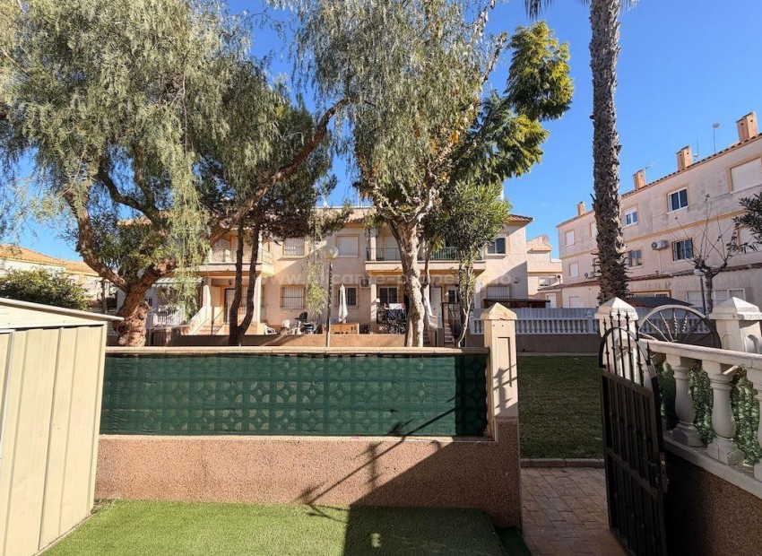 Apartment / flat in St James Hill