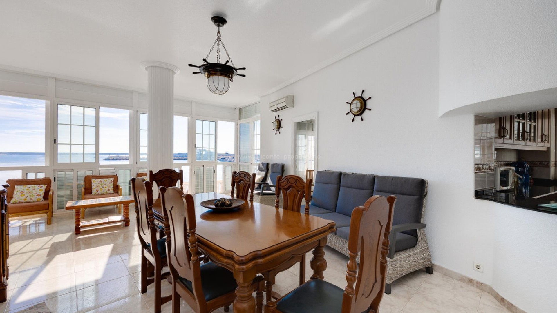 Apartment / flat in Torrevieja Centro