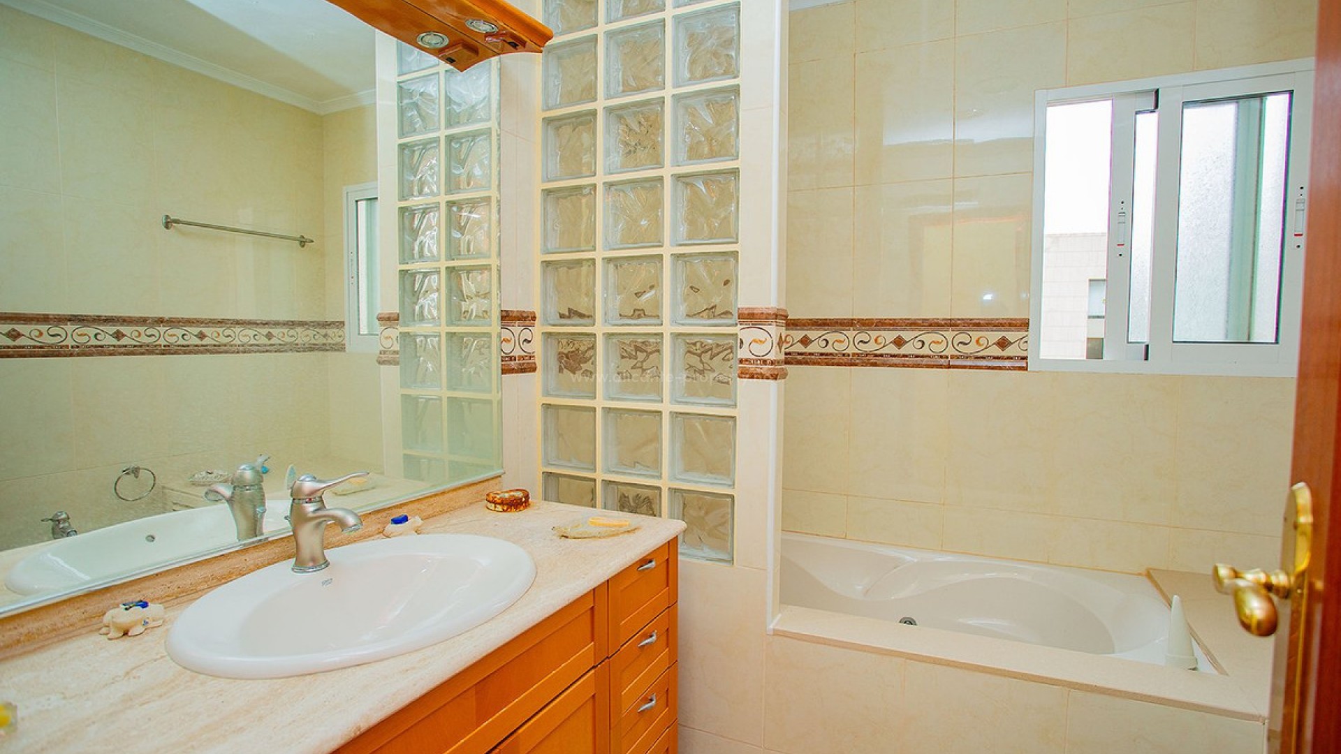 Apartment / flat in Torrevieja Centro