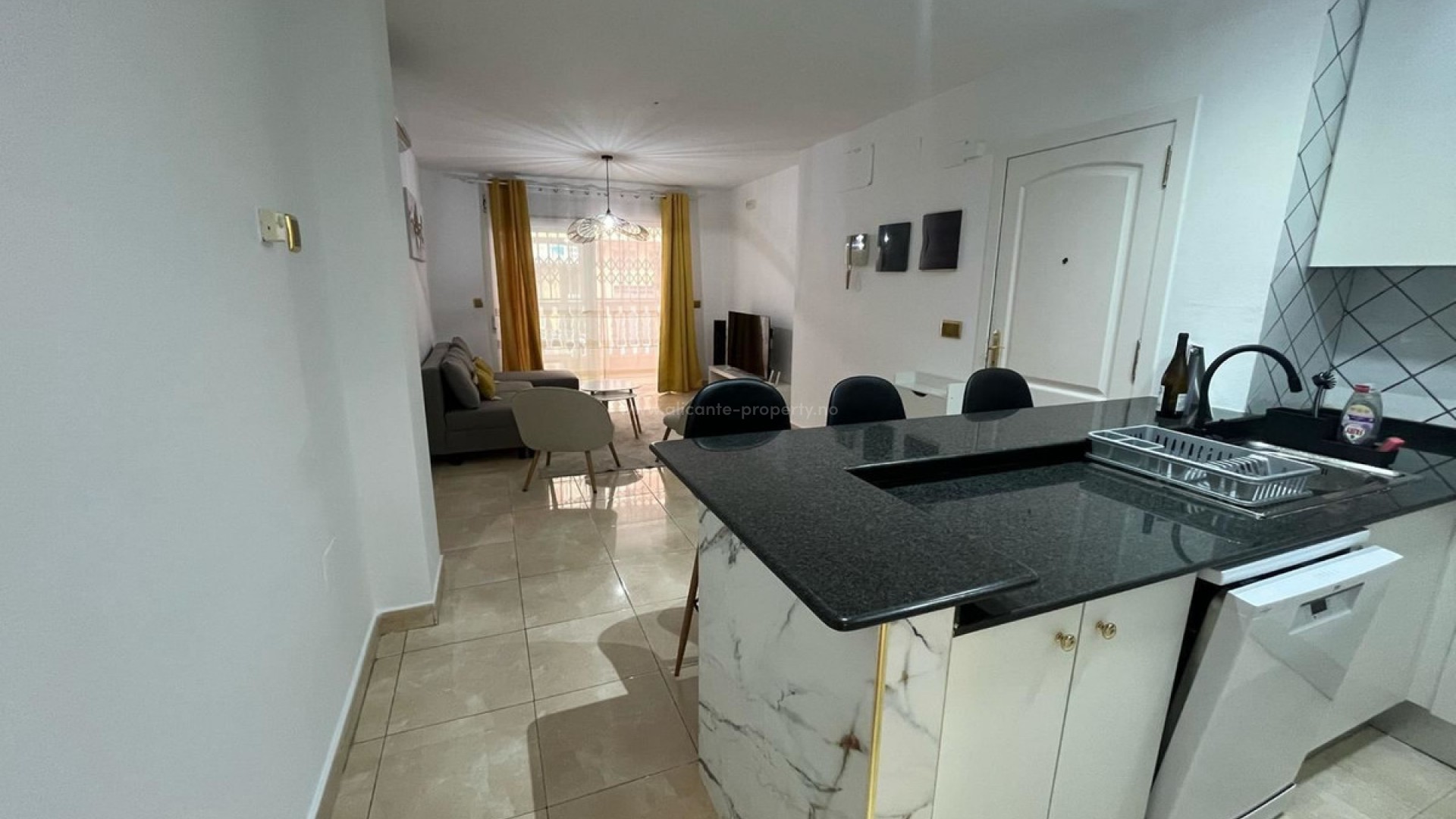 Apartment / flat in Torrevieja Centro