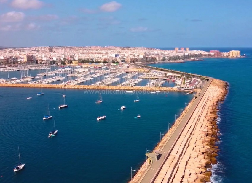 Apartment / flat in Torrevieja Centro