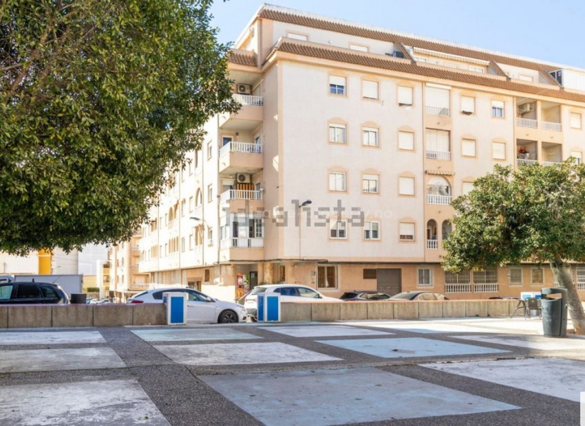 Apartment / flat in Torrevieja Centro