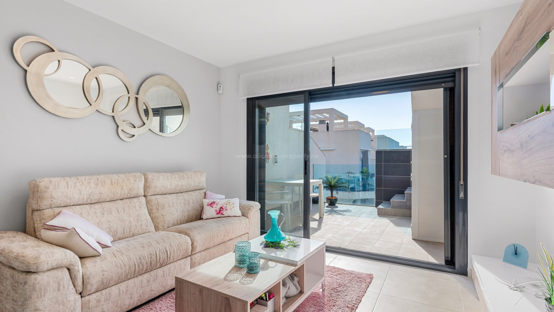 Apartment / flat in Urbanización El Raso