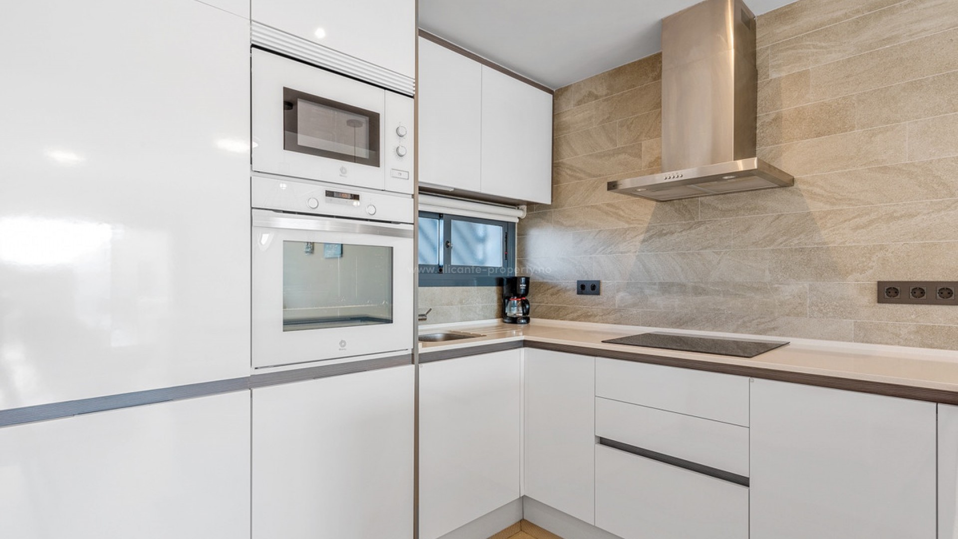 Apartment / flat in Urbanización El Raso