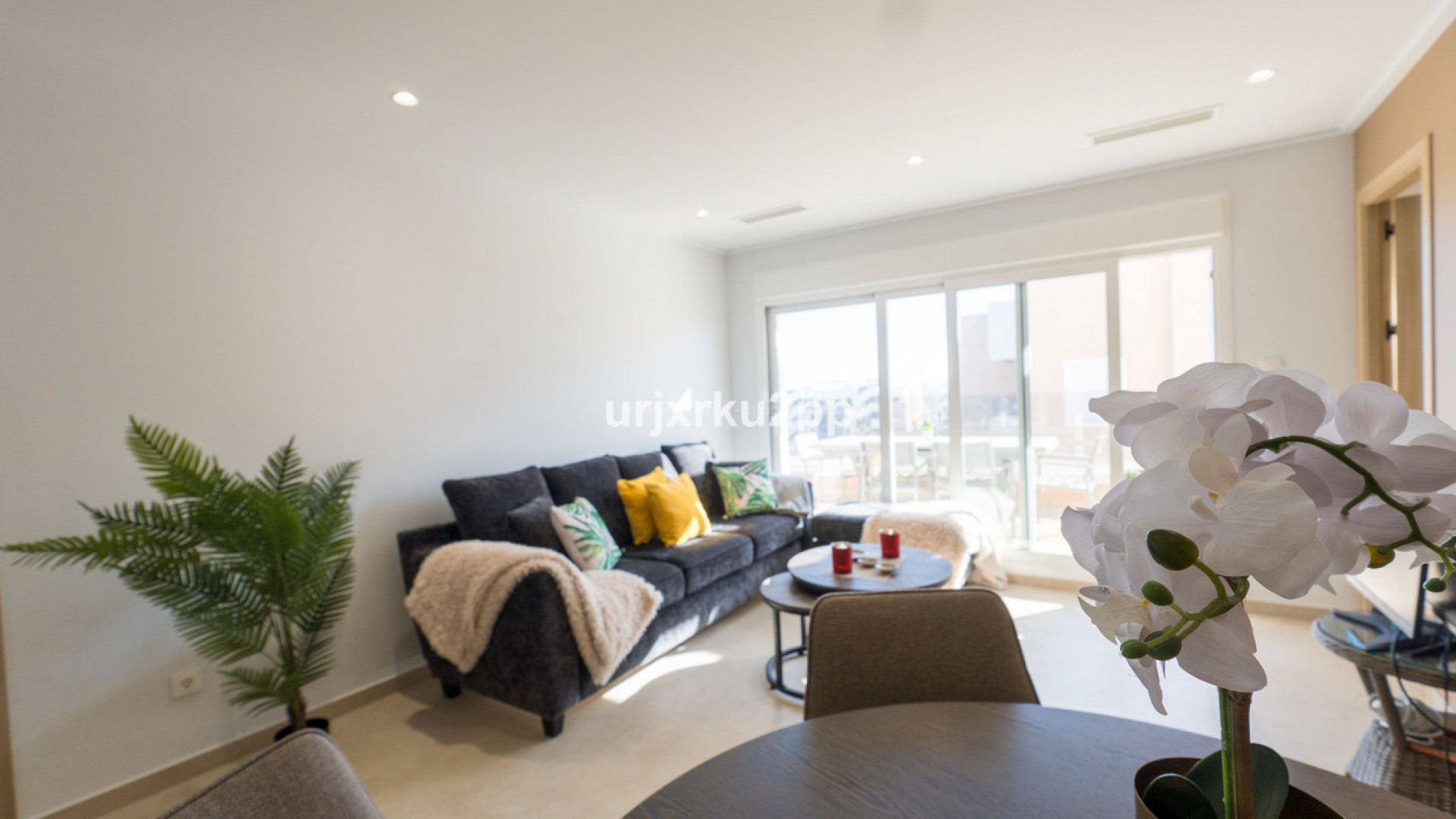 Apartment / flat in Urbanización El Raso