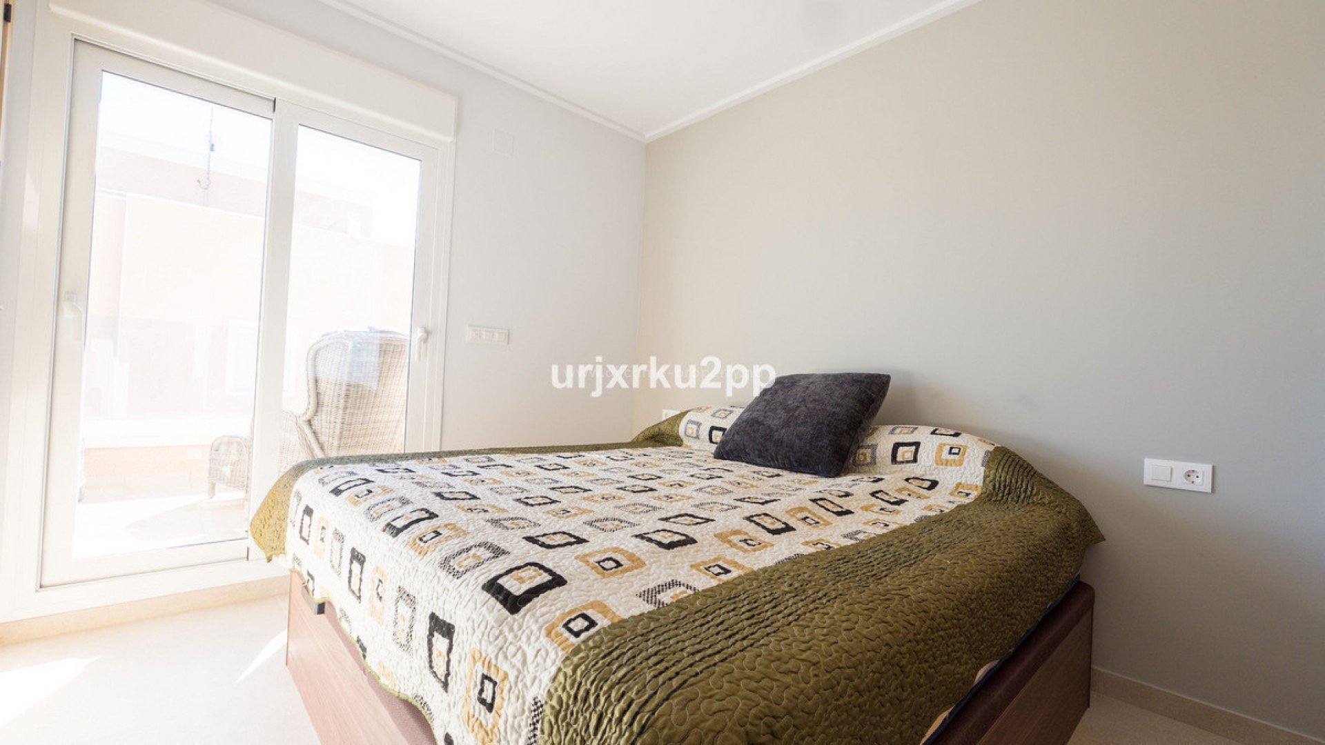 Apartment / flat in Urbanización El Raso