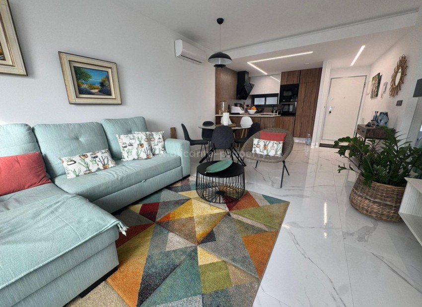 Apartment / flat in Urbanización El Raso