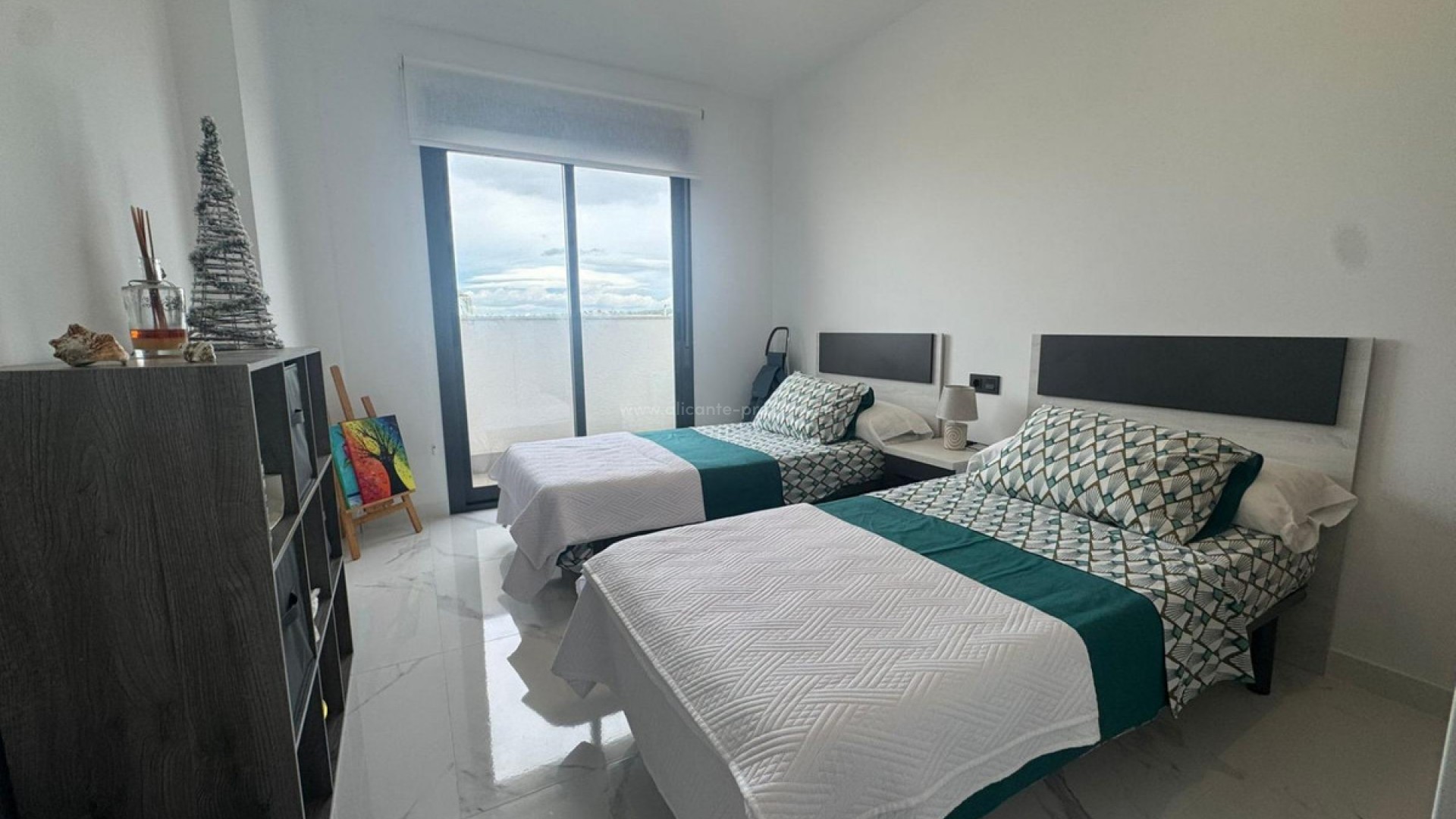 Apartment / flat in Urbanización El Raso
