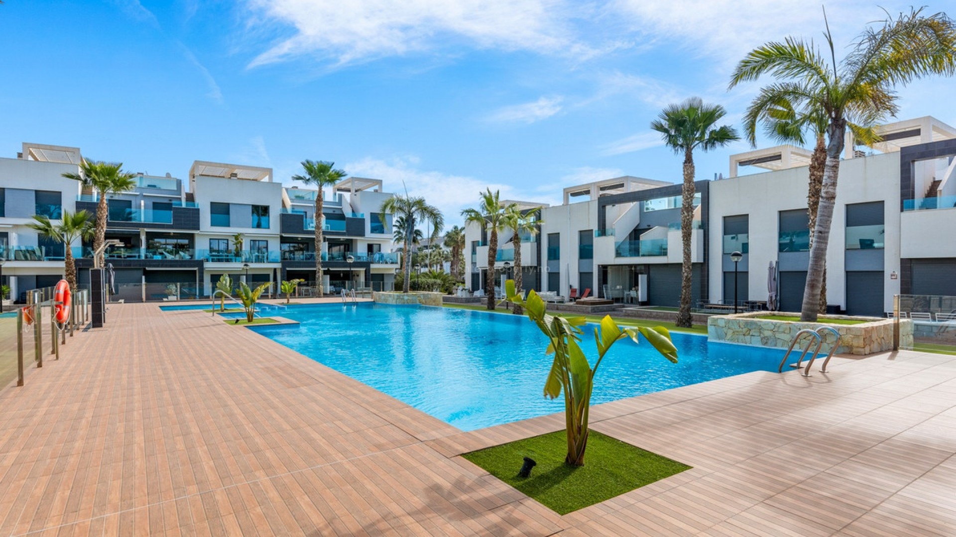 Apartment / flat in Urbanización El Raso