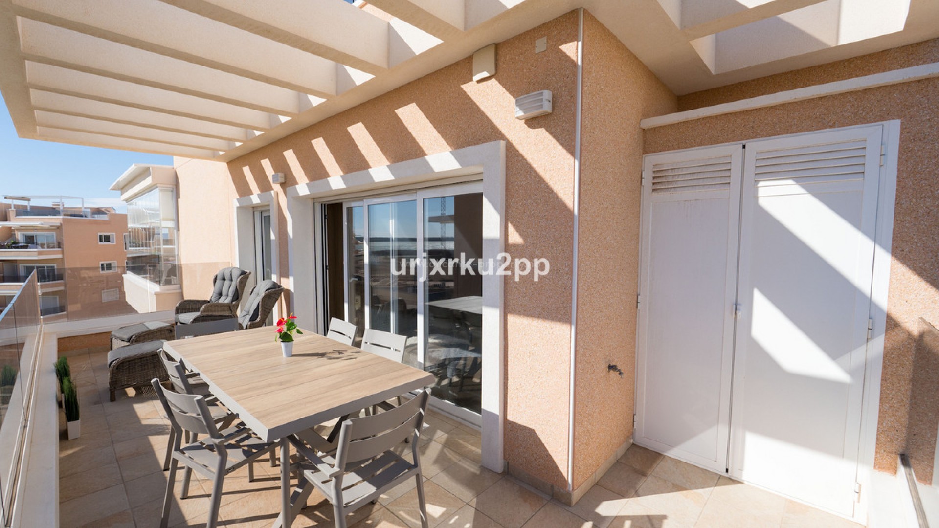 Apartment / flat in Urbanización El Raso