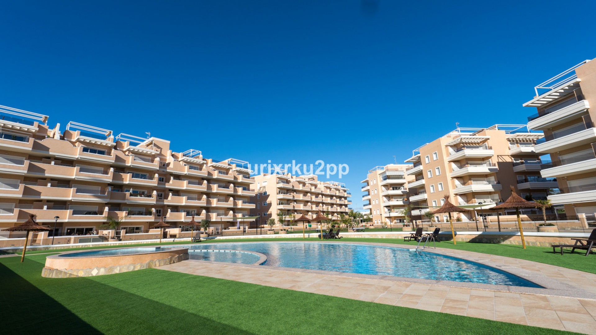 Apartment / flat in Urbanización El Raso