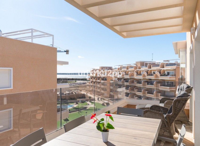 Apartment / flat in Urbanización El Raso