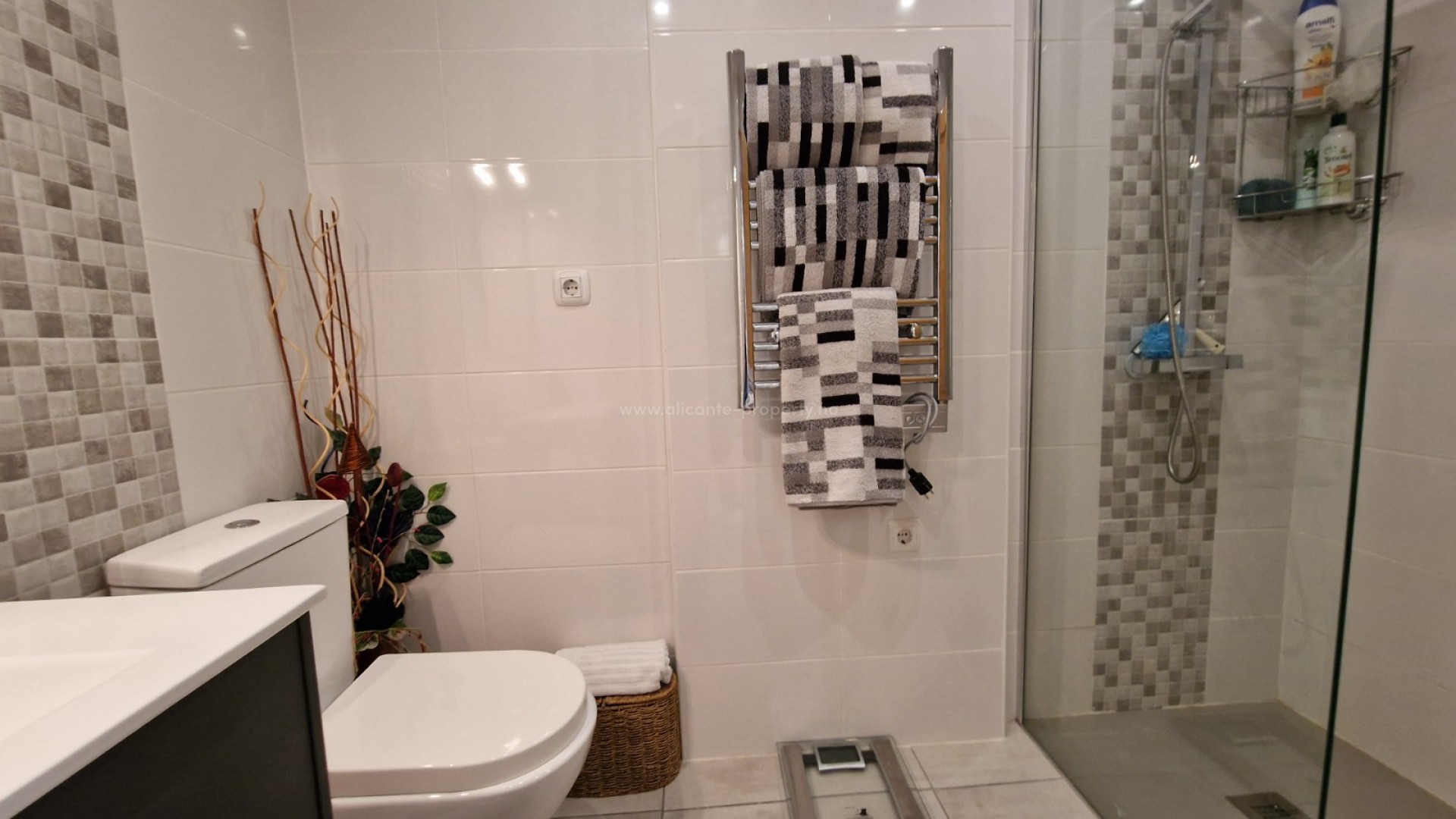 Apartment / flat in Village