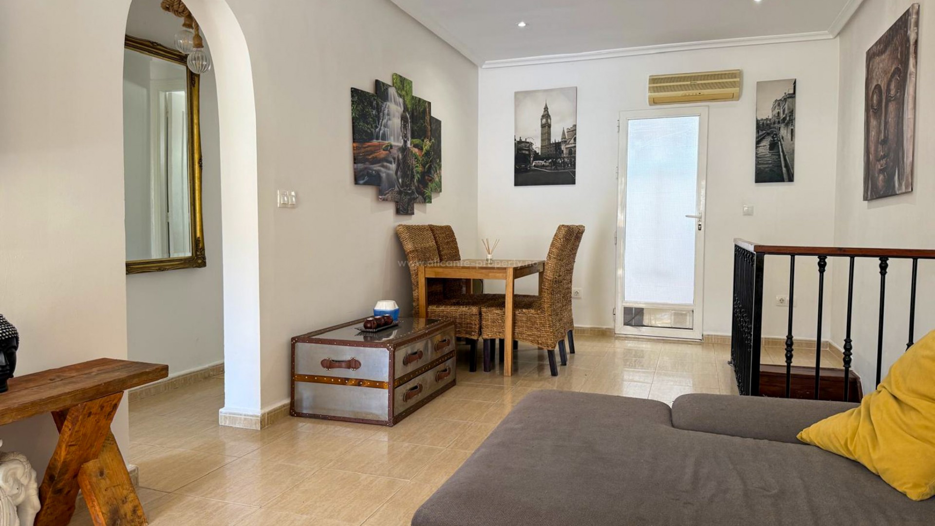 Apartment / flat in Villamartín