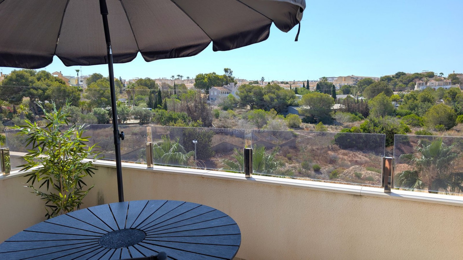 Apartment / flat in Villamartín