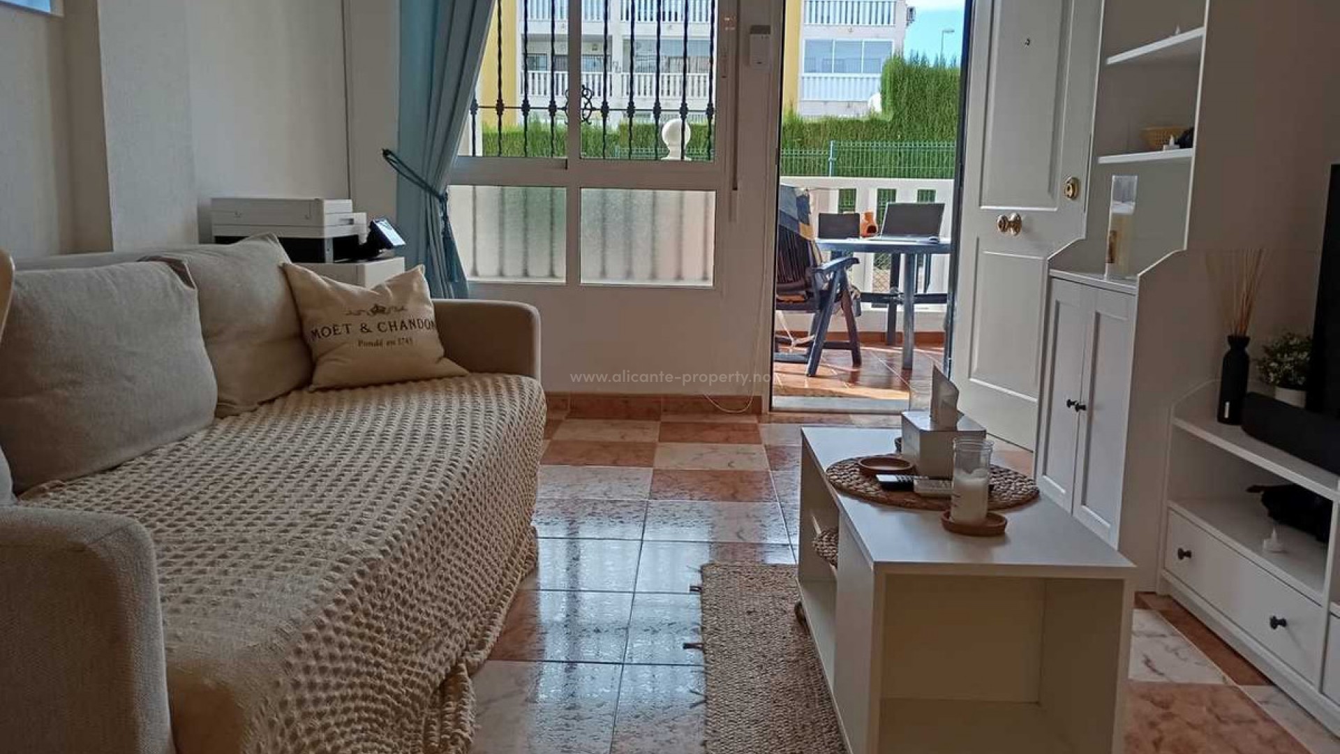 Apartment / flat in Villamartín