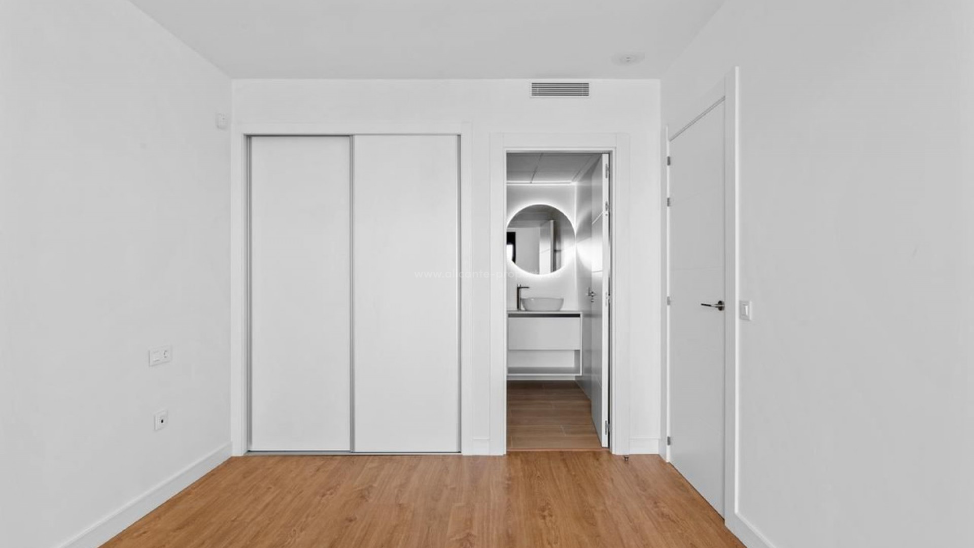 Apartment / flat in Villamartín