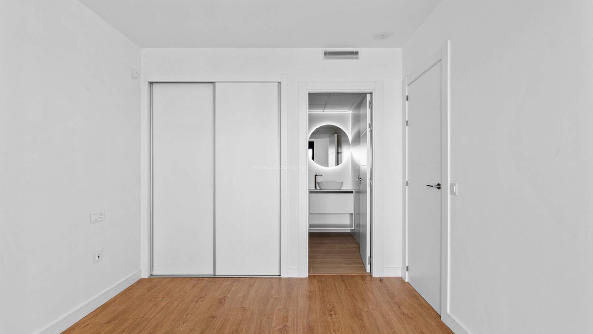 Apartment / flat in Villamartín