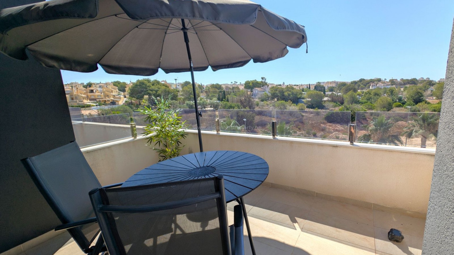 Apartment / flat in Villamartín