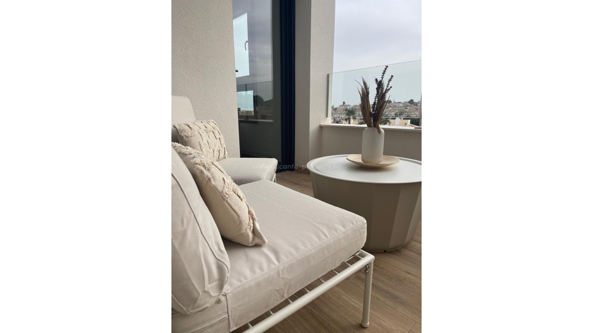 Apartment / flat in Villamartín