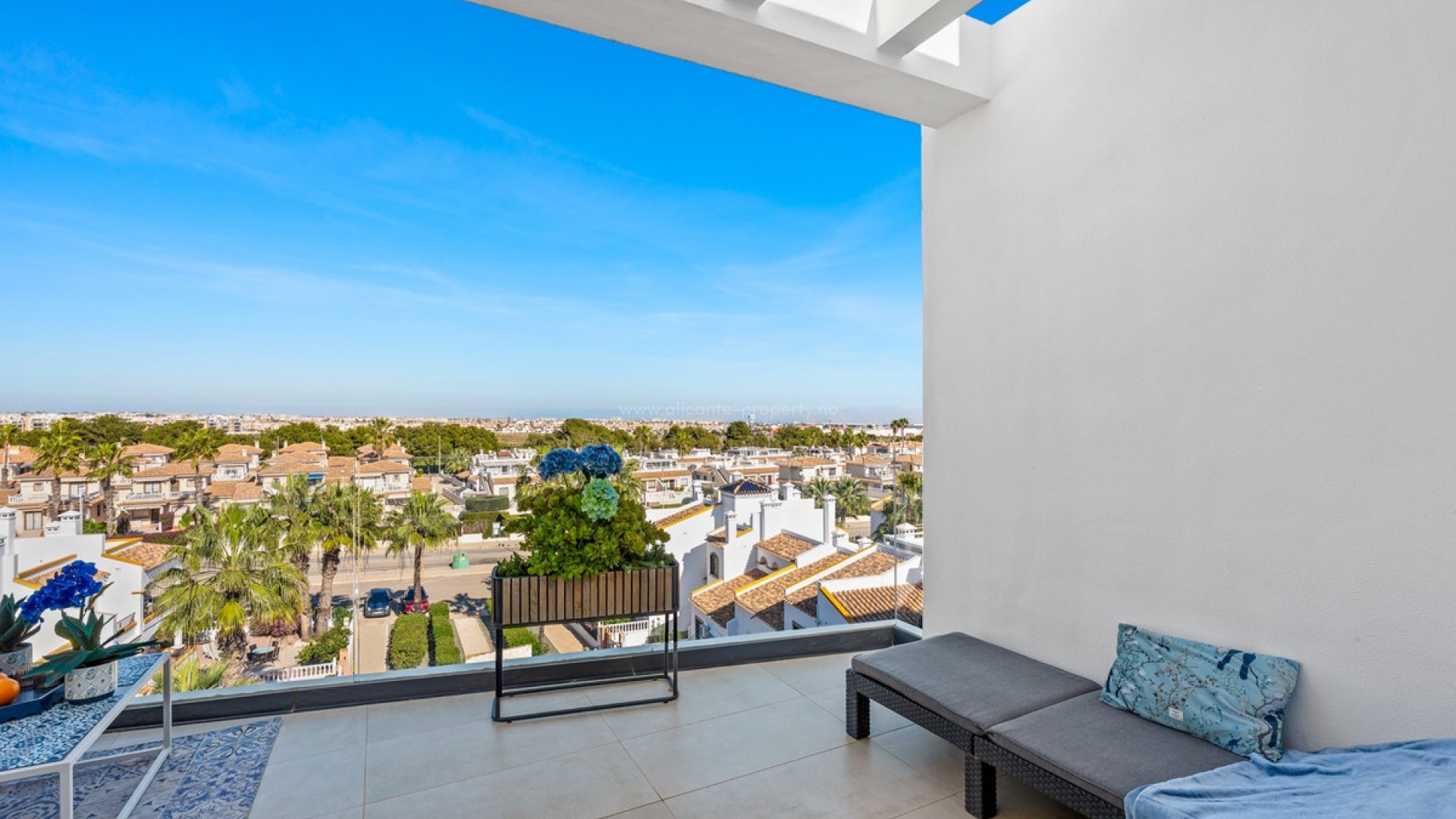Apartment / flat in Villamartín