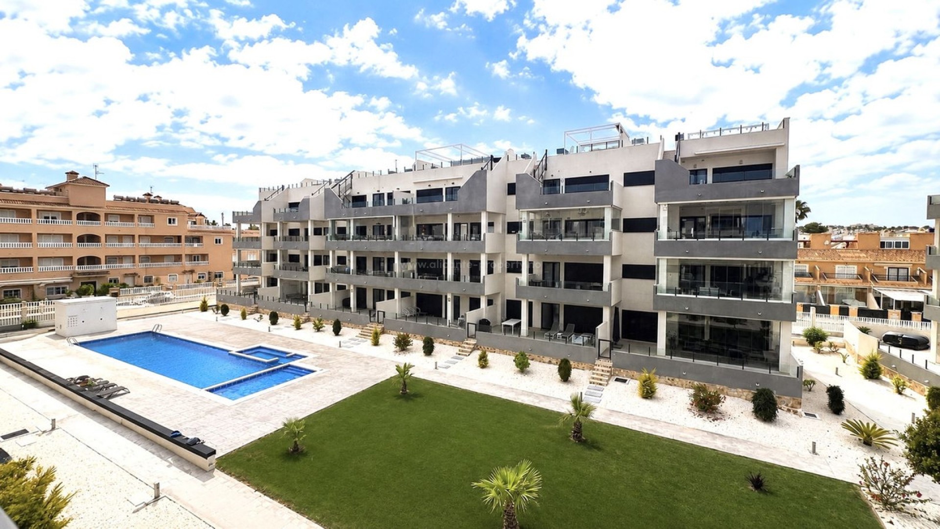 Apartment / flat in Villamartín