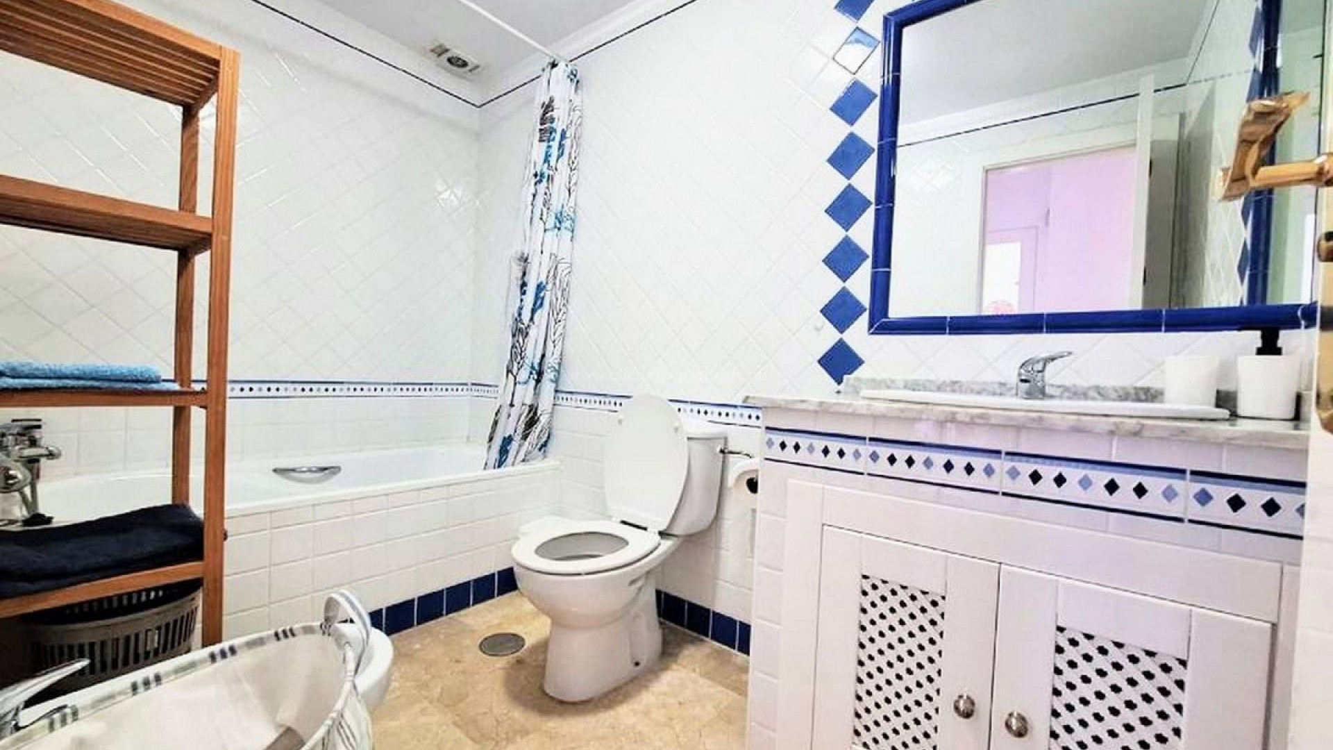 Apartment / flat in Villamartín