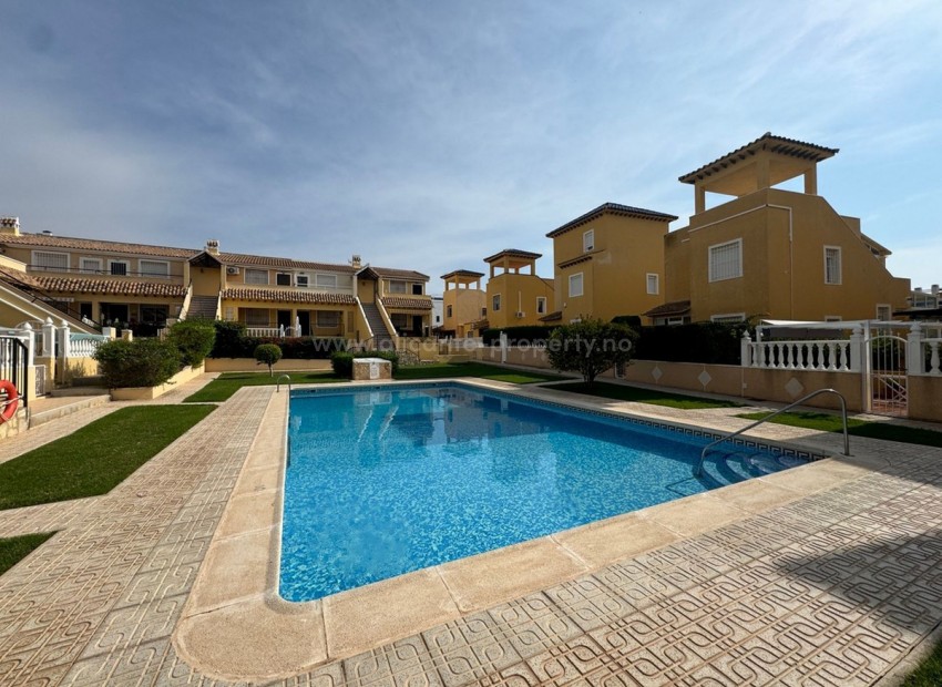 Apartment / flat in Villamartin