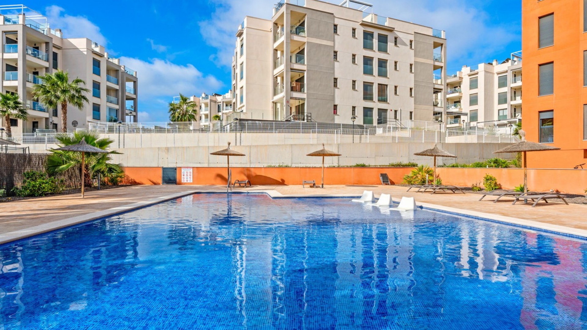 Apartment / flat in Villamartín