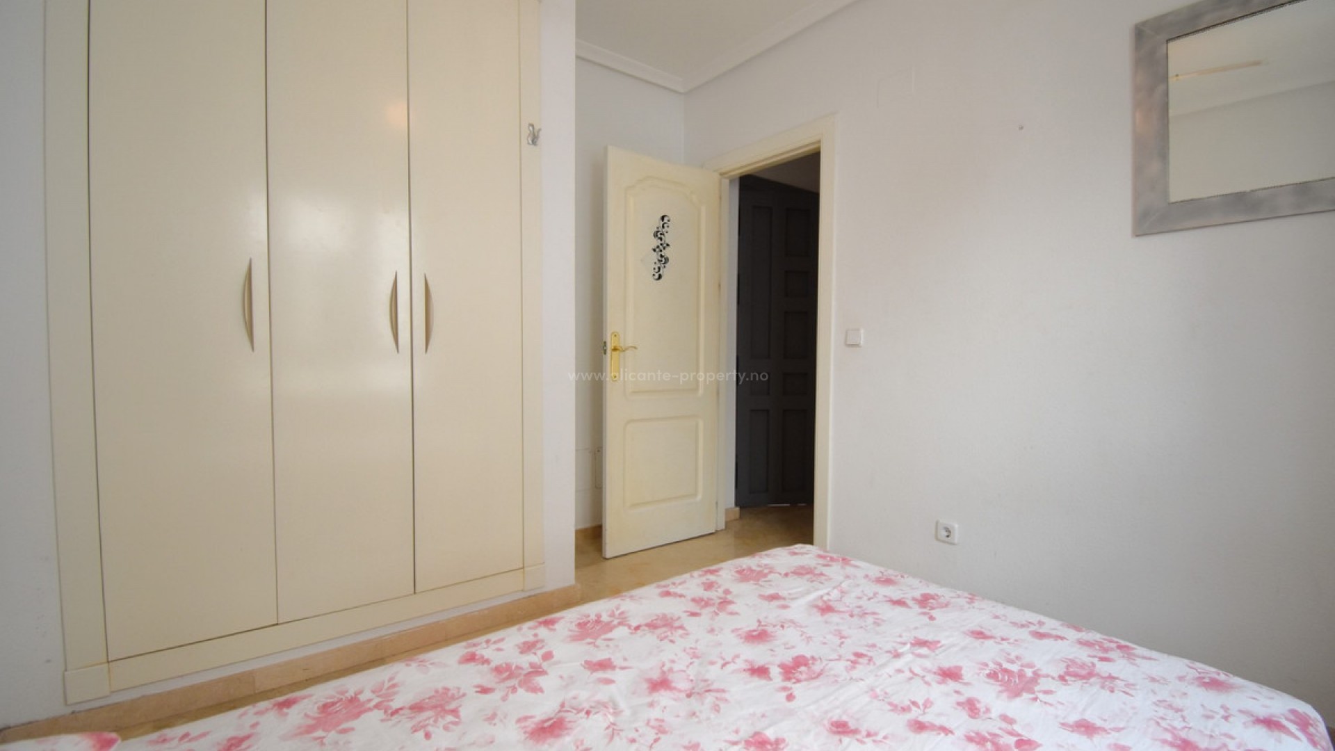 Apartment / flat in Villamartín