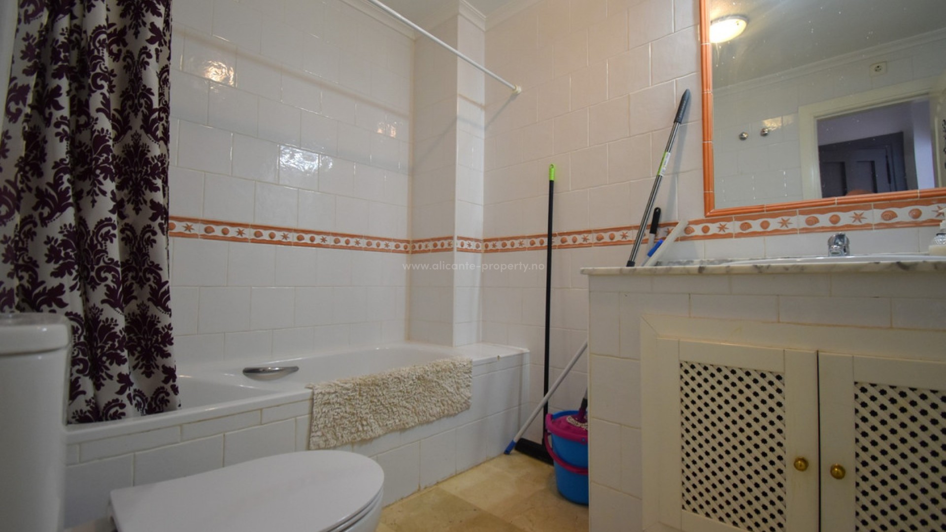 Apartment / flat in Villamartín