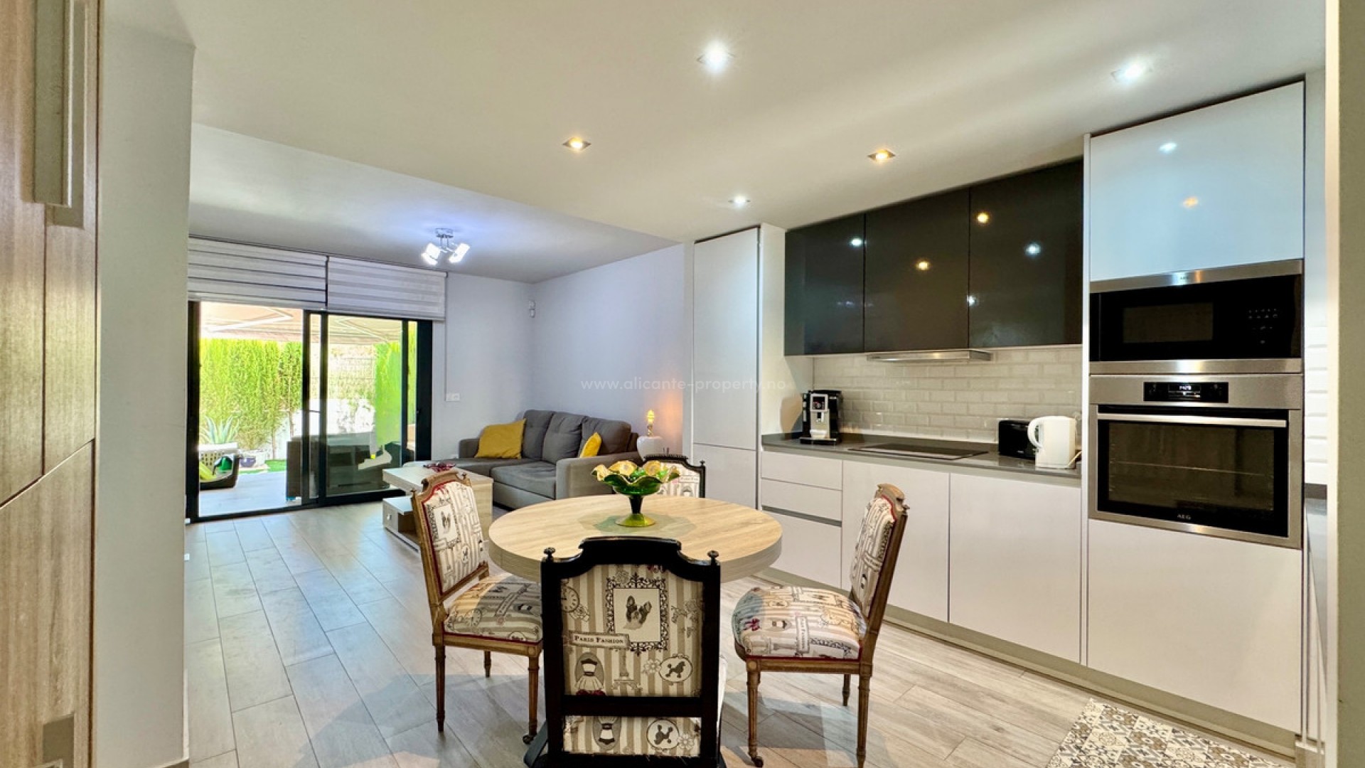 Apartment / flat in Villamartin