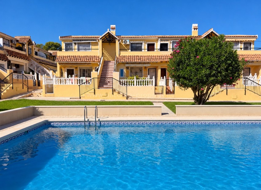 Apartment / flat in Villamartin
