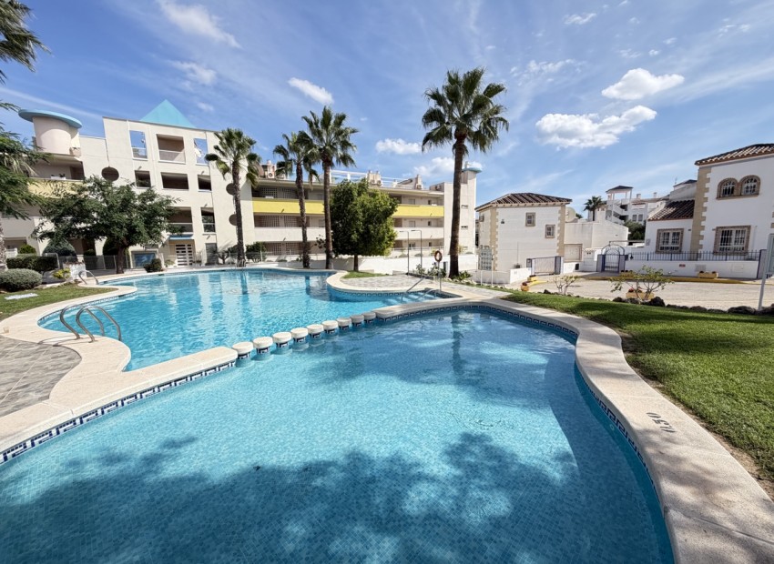 Apartment / flat in Villamartín