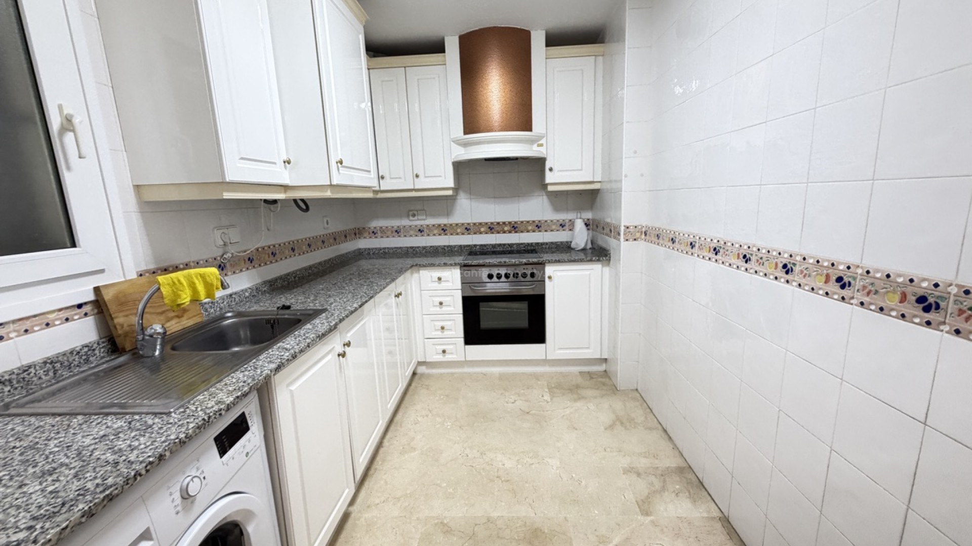 Apartment / flat in Villamartín