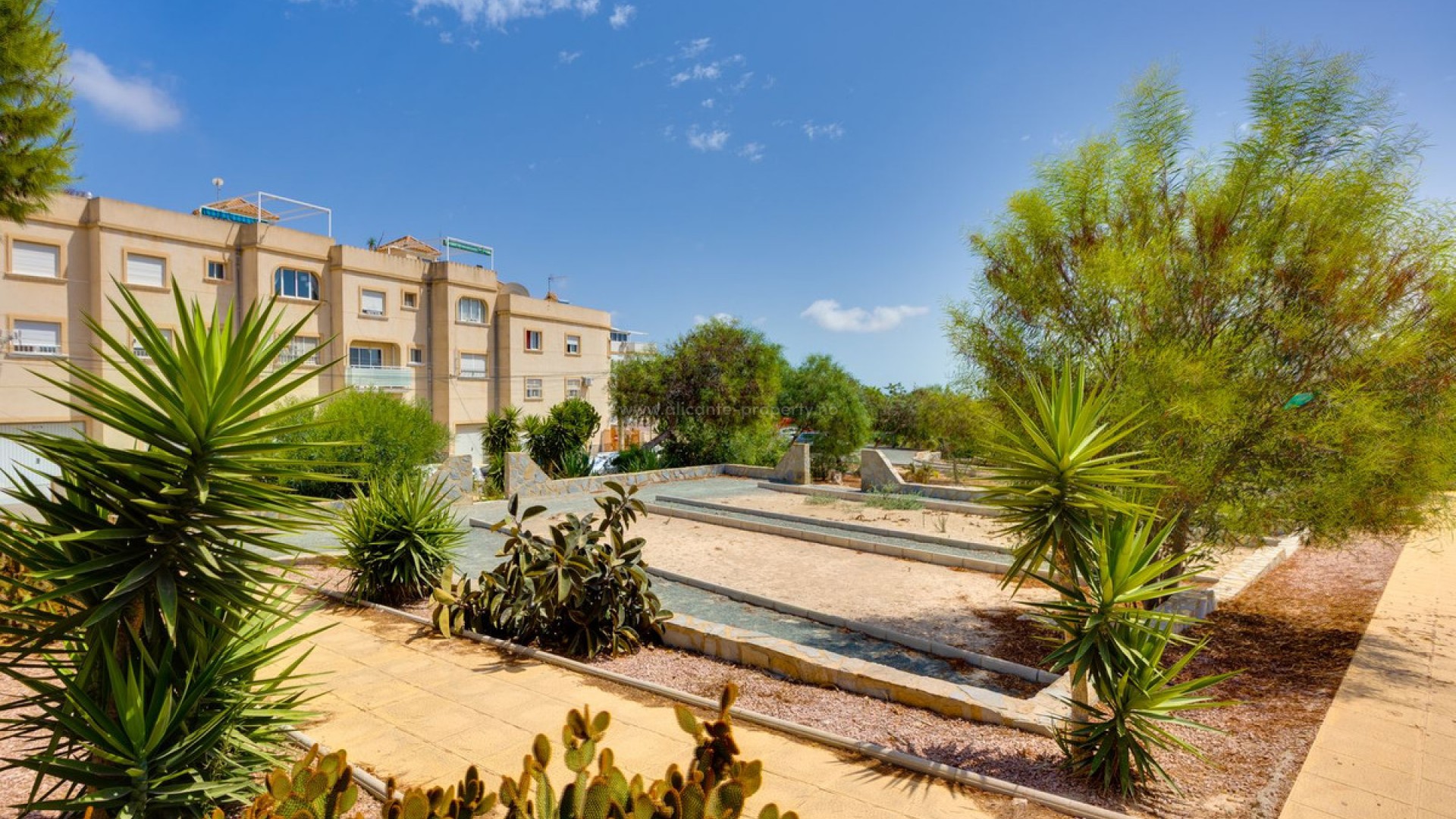 Apartment / flat in Villamartín
