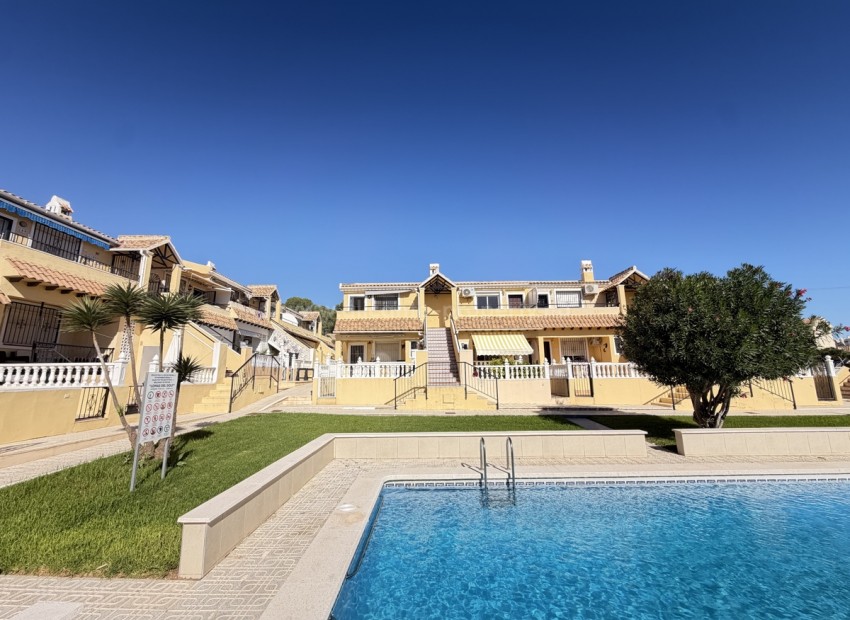 Apartment / flat in Villamartín