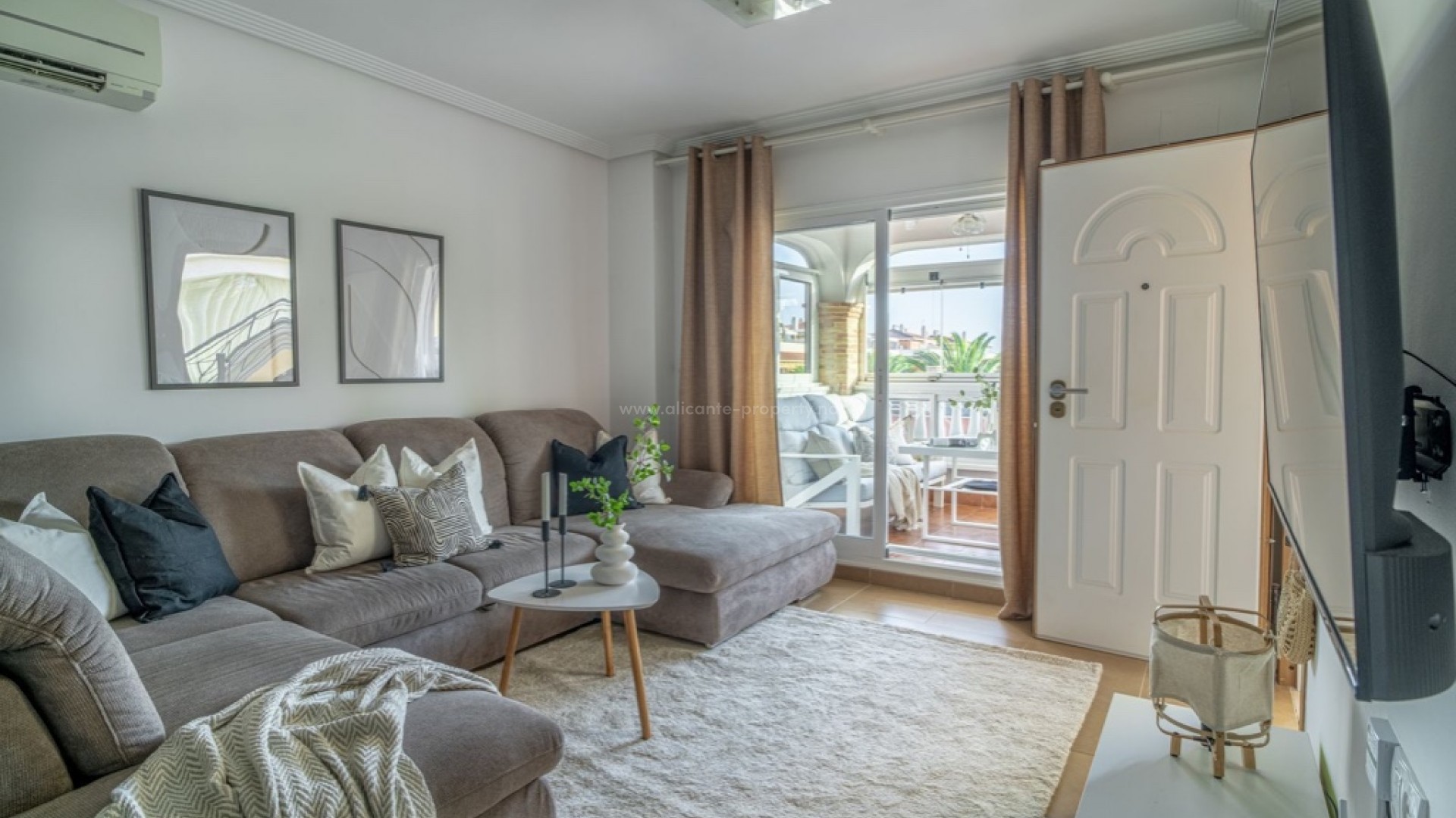 Apartment / flat in Zeniamar