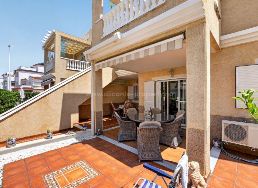 Apartment / flat in Zeniamar