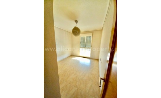 Apartment / flat - Resale - Almoradí - Almoradi Centro