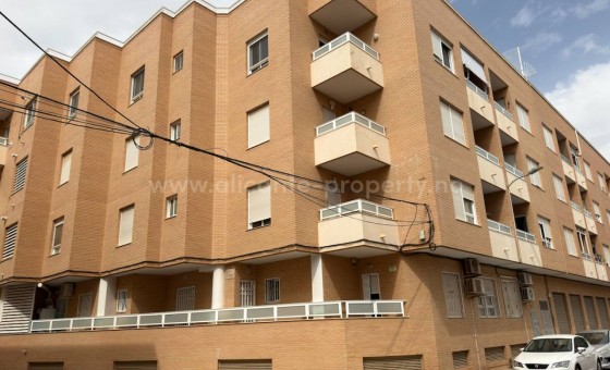 Apartment / flat - Resale - Almoradí - centro