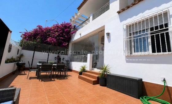 Apartment / flat - Resale - Cabo Roig -
                Cabo Roig