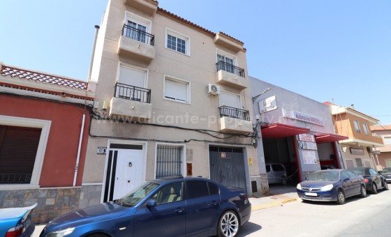 Apartment / flat - Resale - Dolores -
                Dolores Centro