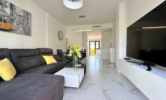 Apartment / flat - Resale - Finestrat -
                Finestrat